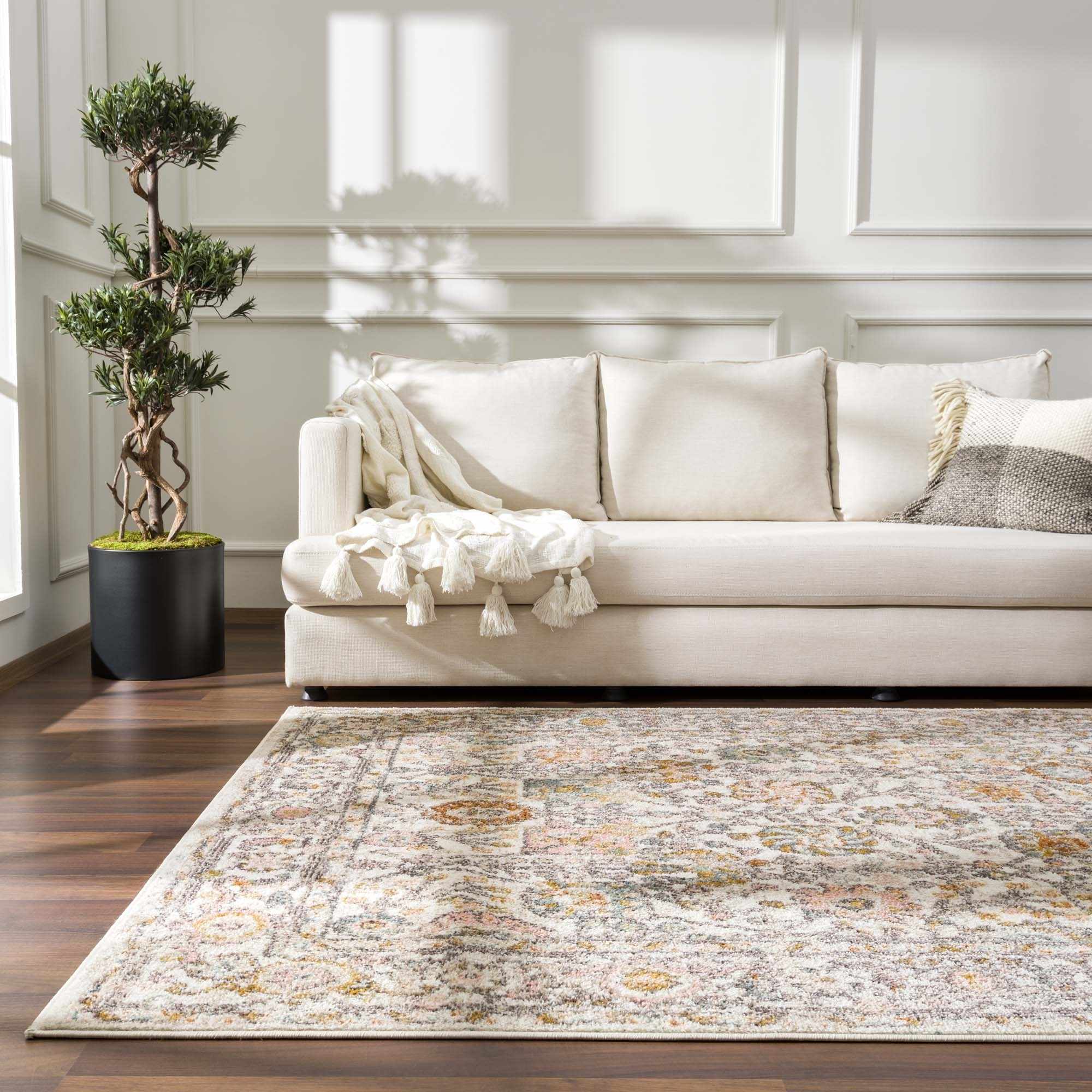 Herstmonceux Traditional Area Rug – Multicolor Medium Pile